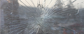 cracked-glass-services1